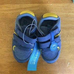Surprize by Stride Rite new boys tennis shoes